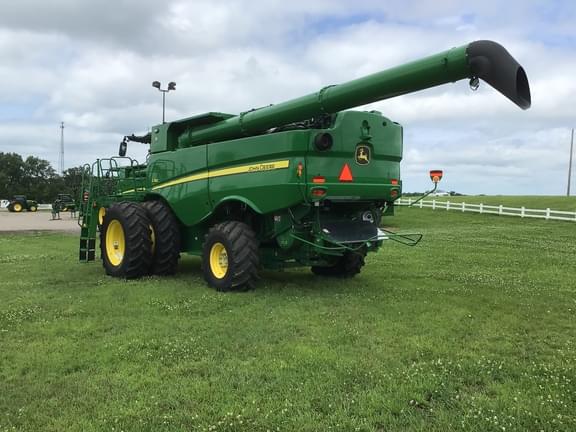 Image of John Deere S780 equipment image 4