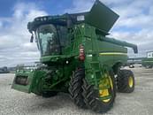 Thumbnail image John Deere S780 1