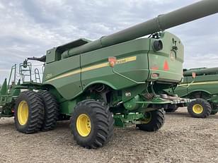 Main image John Deere S780 3