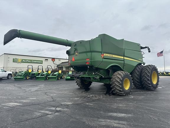 Image of John Deere S790 equipment image 2