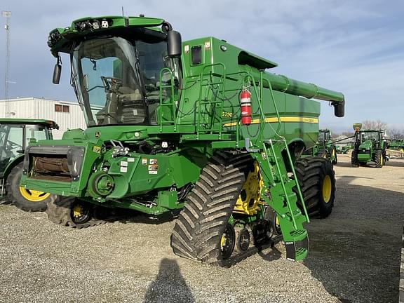 Image of John Deere S790 Primary image