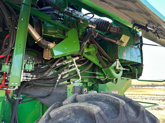 Image of John Deere S790 equipment image 3