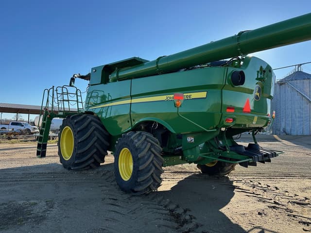 Image of John Deere S790 equipment image 2