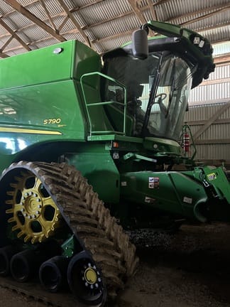 2023 John Deere S790 Equipment Image0