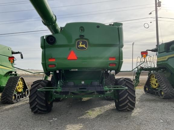 Image of John Deere S790 equipment image 3
