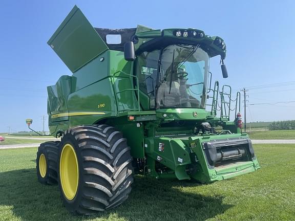 Image of John Deere S790 equipment image 2