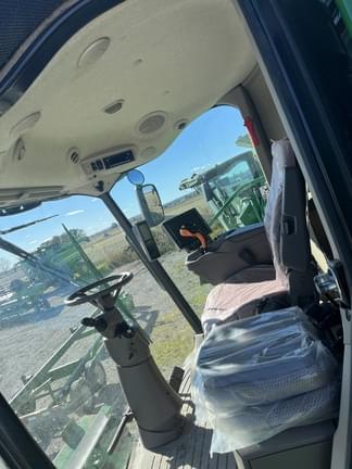 Image of John Deere S790 equipment image 4