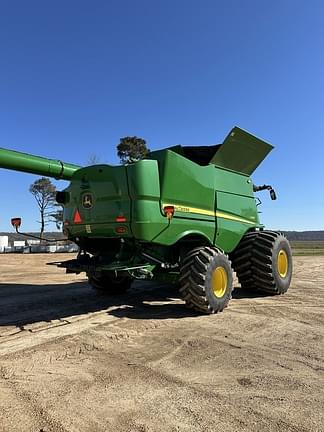 Image of John Deere S790 equipment image 2