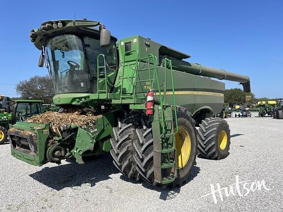 Image of John Deere S790 equipment image 1