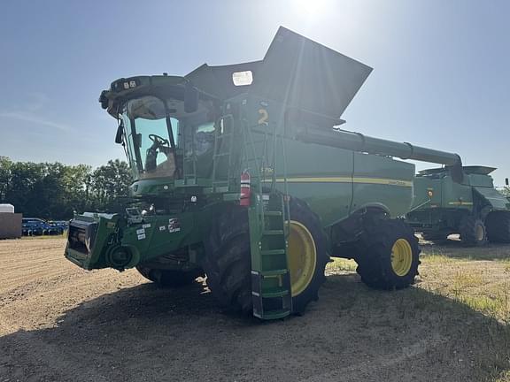 Image of John Deere S790 equipment image 2