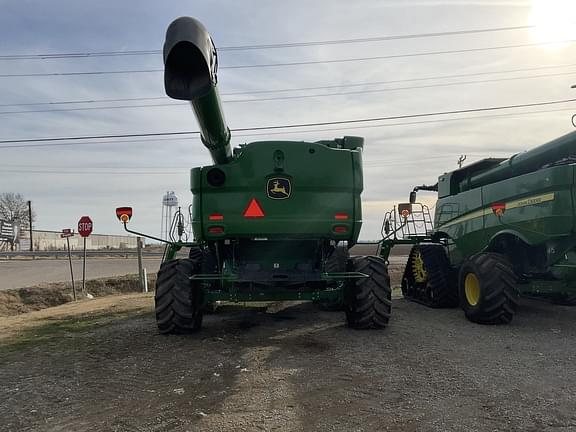 Image of John Deere S790 equipment image 3