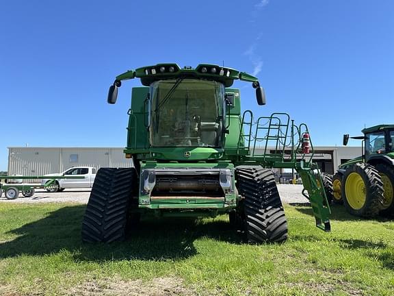 Image of John Deere S790 equipment image 1