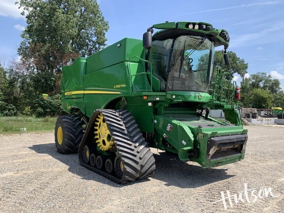 2023 John Deere S790 Equipment Image0