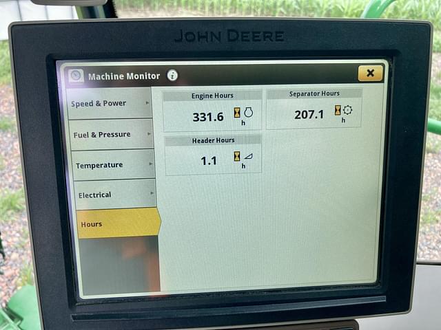 Image of John Deere S790 equipment image 2