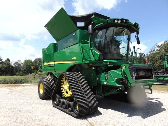 Image of John Deere S790 equipment image 3