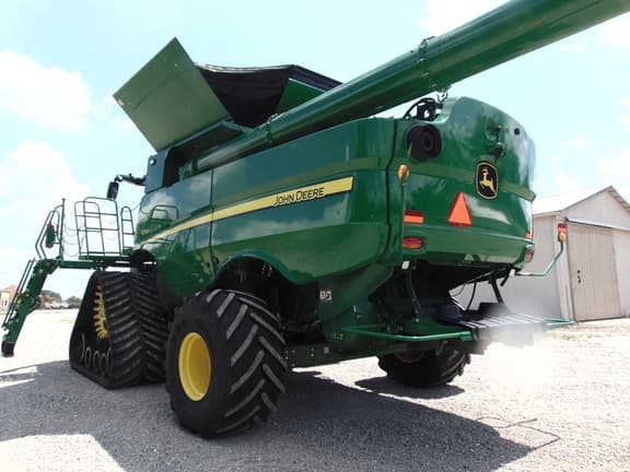 Image of John Deere S790 equipment image 2