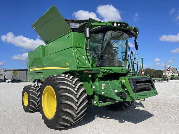 Image of John Deere S790 equipment image 2