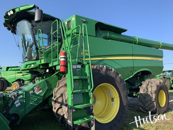2023 John Deere S790 Equipment Image0