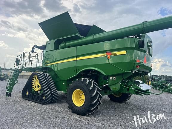 Image of John Deere S790 equipment image 3