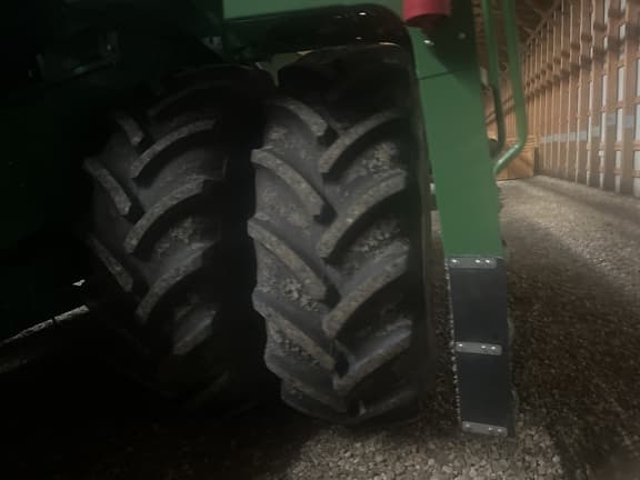 Image of John Deere S790 equipment image 3