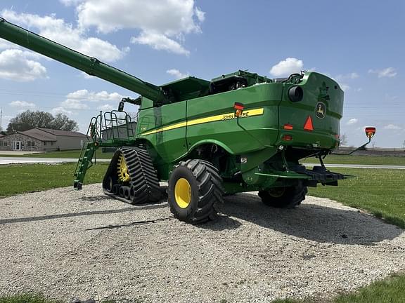 Image of John Deere S790 equipment image 2
