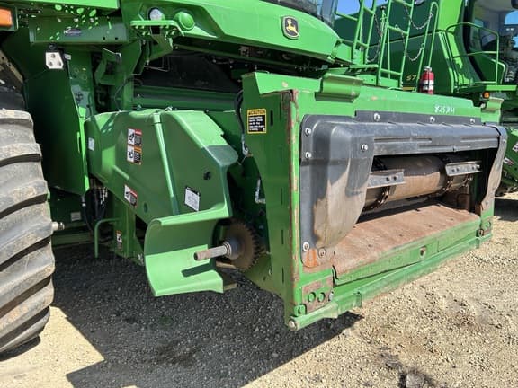 Image of John Deere S790 equipment image 2