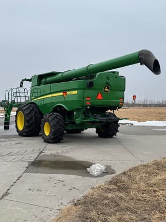 Image of John Deere S790 equipment image 3