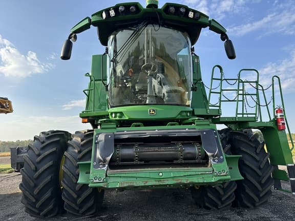 Image of John Deere S790 equipment image 4