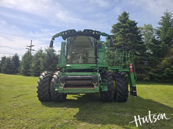 Image of John Deere S790 equipment image 2