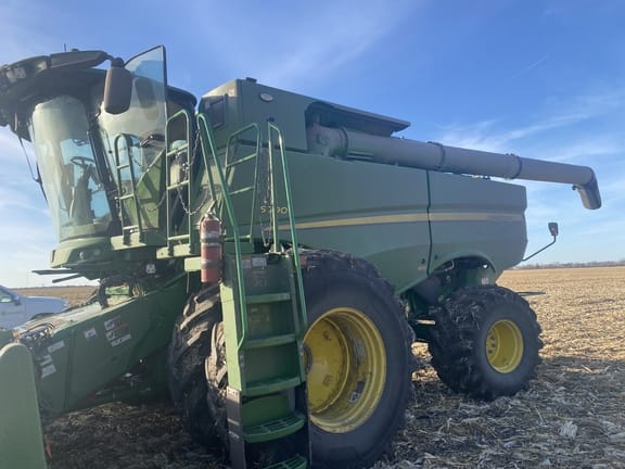 2023 John Deere S790 Equipment Image0