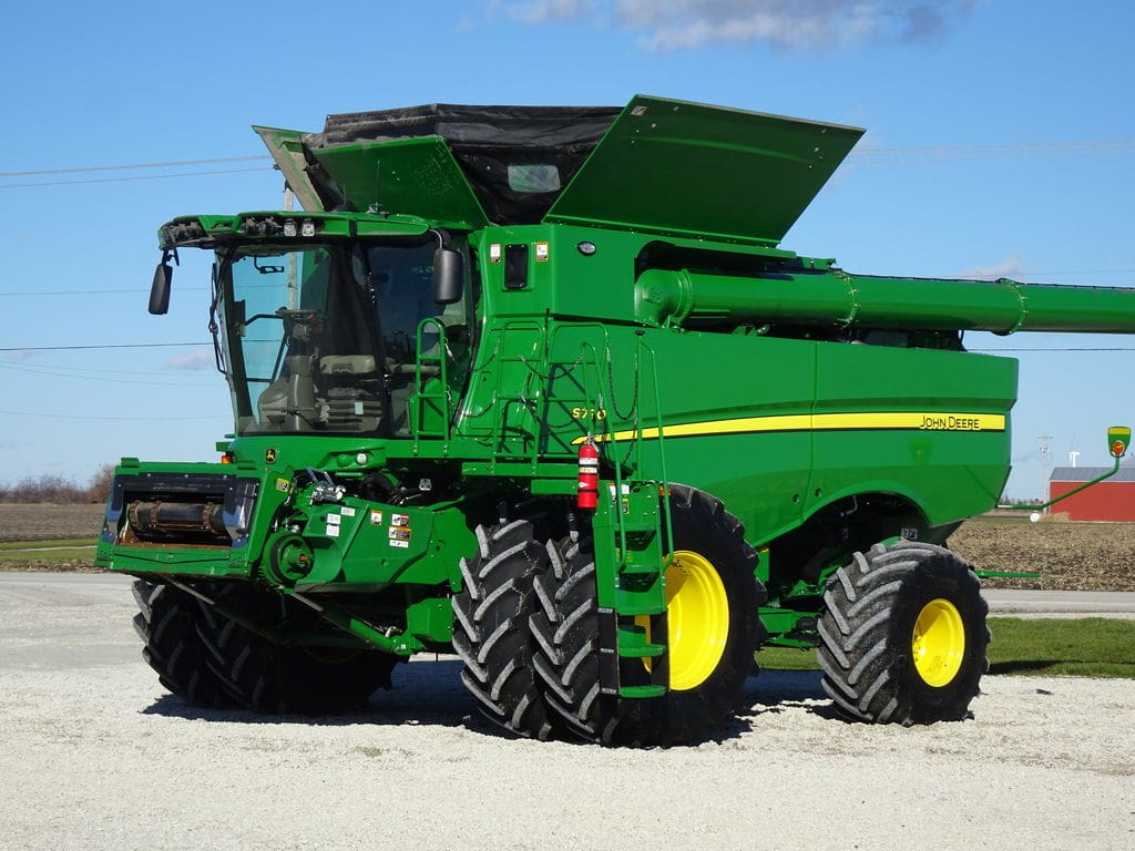 2023 John Deere S790 Equipment Image0