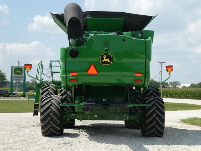 Image of John Deere S790 equipment image 4