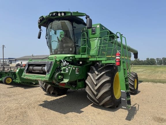 2023 John Deere S790 Image