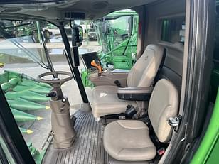 Main image John Deere S790 12