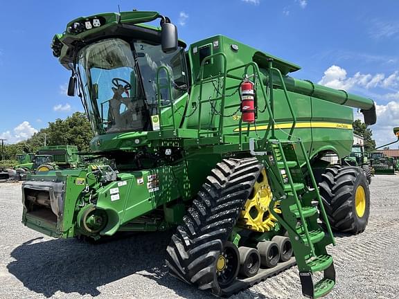Image of John Deere S790 Primary image