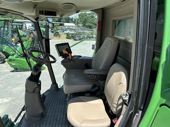 Image of John Deere S790 equipment image 3