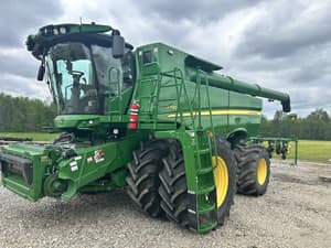 2023 John Deere S790 Image