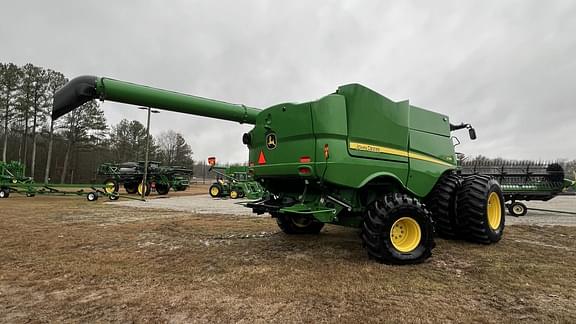 Image of John Deere S790 equipment image 3