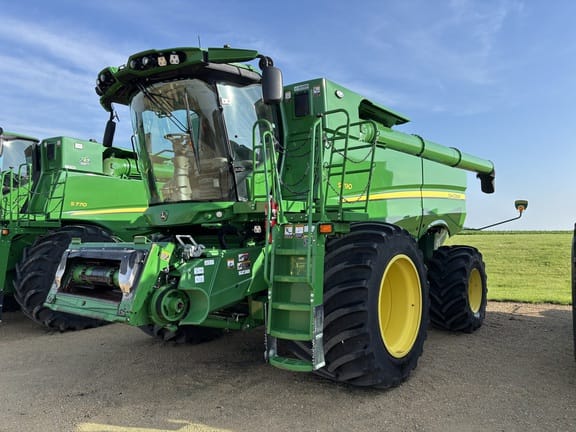 2023 John Deere S790 Equipment Image0