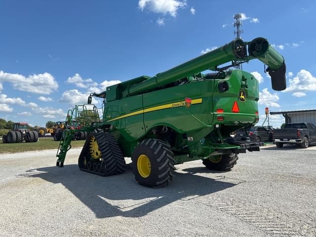 Image of John Deere S790 equipment image 4