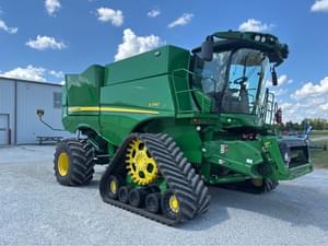 2023 John Deere S790 Image
