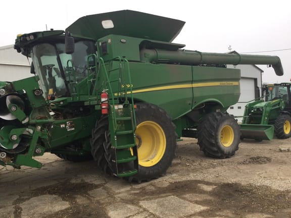 2023 John Deere S790 Equipment Image0