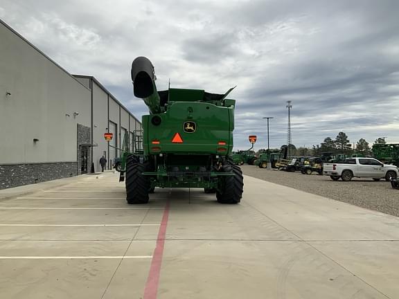 Image of John Deere S790 equipment image 4