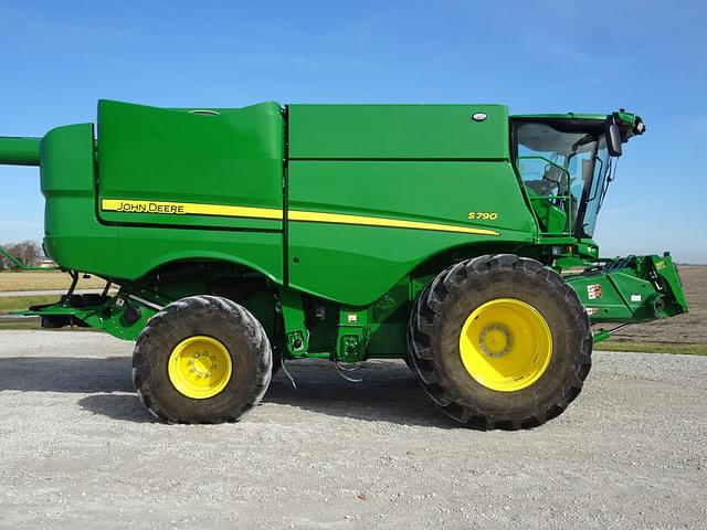 Image of John Deere S790 equipment image 3