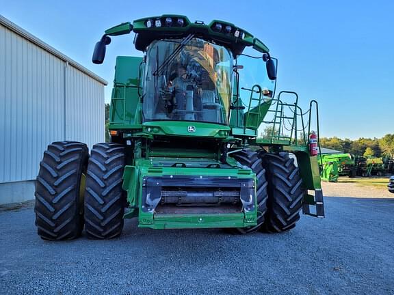 Image of John Deere S790 Primary image