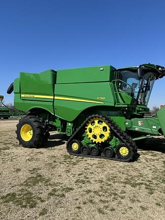 Image of John Deere S790 Primary image