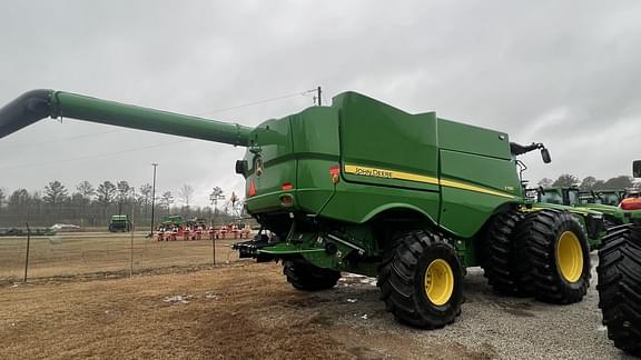 Image of John Deere S790 equipment image 3