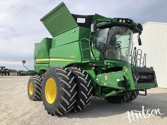 Image of John Deere S790 Primary image