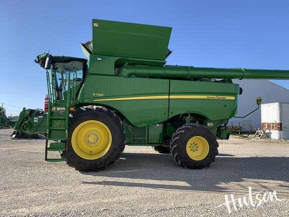 Image of John Deere S790 equipment image 3