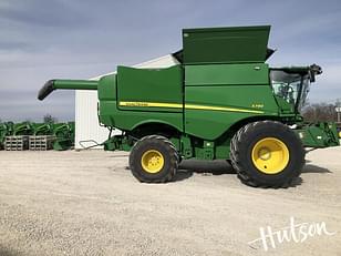 Main image John Deere S790 8